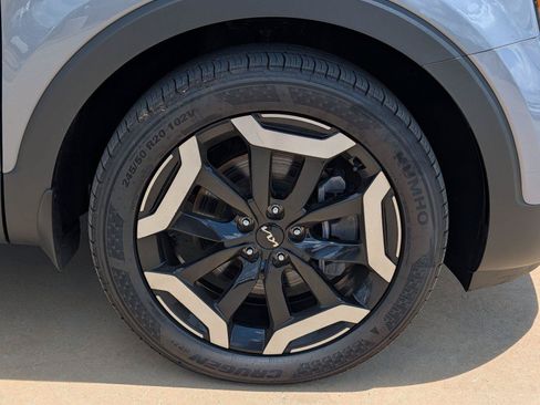 Used 2024 Kia Telluride S w/ S Sunroof Package FWD image 37