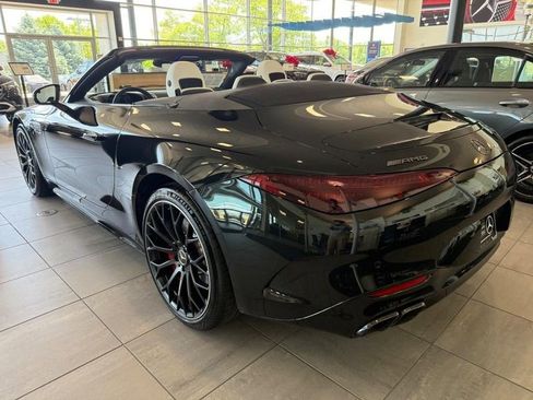 Certified 2026 Mercedes-Benz SL 55 AMG 4MATIC image 4