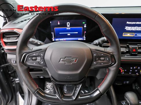 Used 2024 Chevrolet TrailBlazer RS w/ Driver Confidence Package image 13