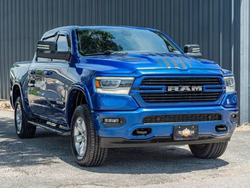 Used 2019 RAM 1500 Laramie w/ Sport Appearance Package image 8