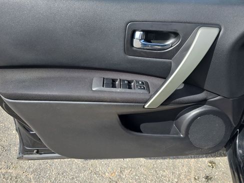 Used 2012 Nissan Rogue S w/ Special Edition Pkg image 29