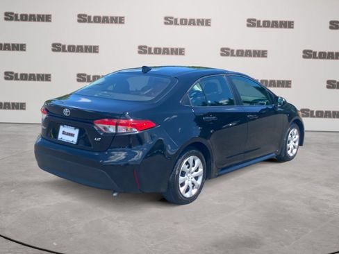 Used 2025 Toyota Corolla LE FWD image 3