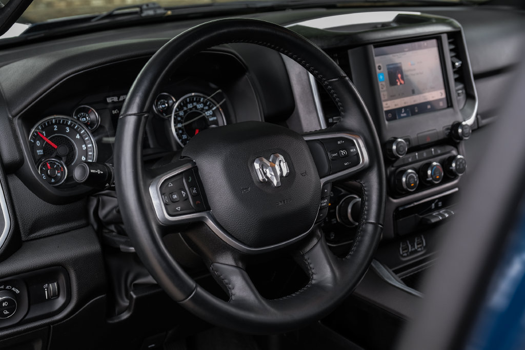 Used 2023 RAM 1500 Big Horn AWD/4WD image 4