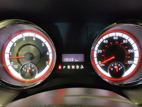 Used 2015 Dodge Grand Caravan SE w/ Quick Order Package 29E SE image 23