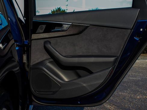 Used 2022 Audi S4 Premium image 13