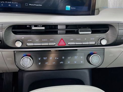 Used 2026 Hyundai Palisade Calligraphy AWD/4WD image 17