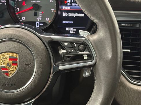 Used 2015 Porsche Macan S w/ Premium Package Plus image 17