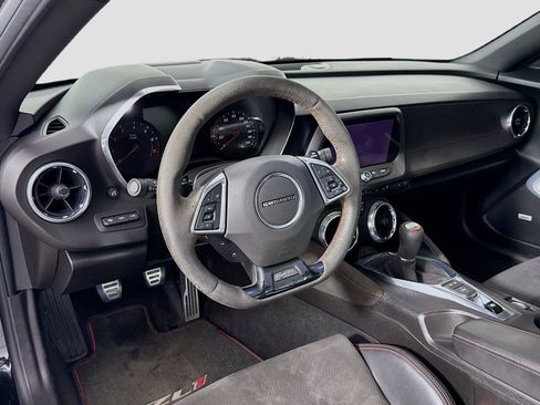 Used 2017 Chevrolet Camaro ZL1 RWD image 2