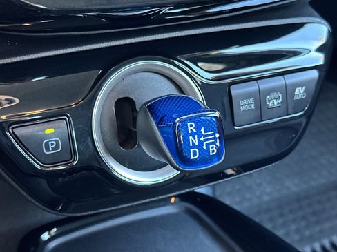 Certified 2021 Toyota Prius Prime LE FWD image 20