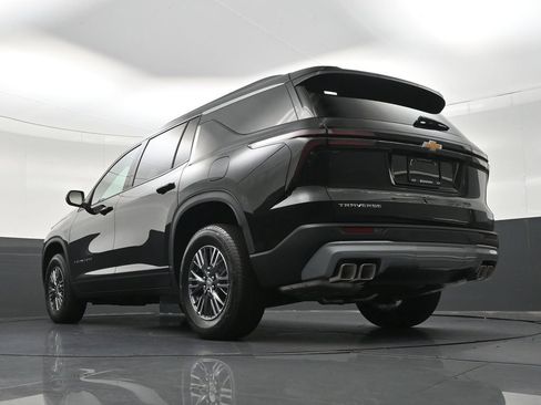 Certified 2026 Chevrolet Traverse LT FWD image 31