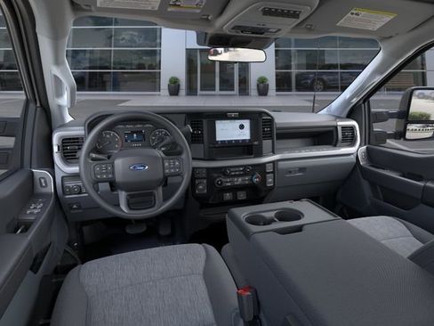 New 2026 Ford F250 XL AWD/4WD image 9