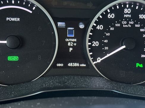 Used 2014 Lexus ES 300h w/ Luxury Package w/Bamboo Trim FWD image 29