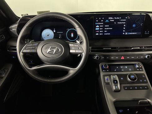 Used 2025 Hyundai Palisade Calligraphy image 13