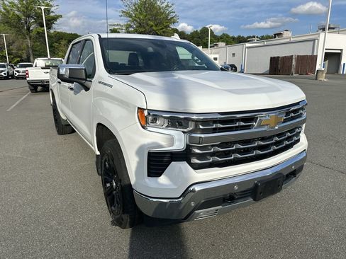 Used 2023 Chevrolet Silverado 1500 LTZ AWD/4WD image 7