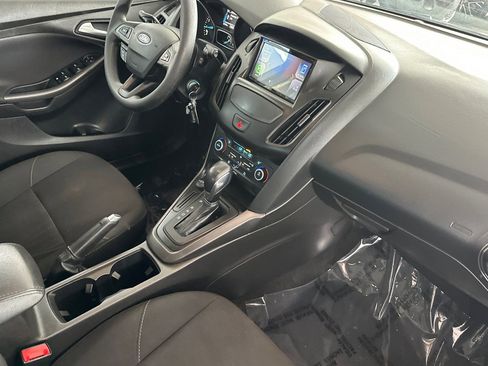 Used 2018 Ford Focus SEL FWD image 16