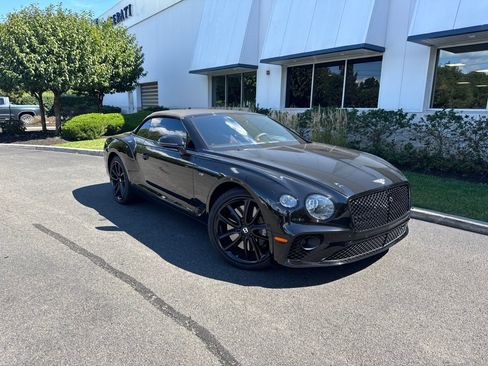 Used 2022 Bentley Continental GT AWD/4WD image 67