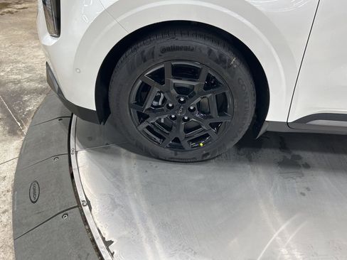 New 2026 Kia Carnival SX Prestige image 40