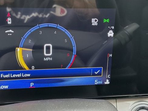 New 2026 Chevrolet Trax LT w/ Sunroof Package image 14