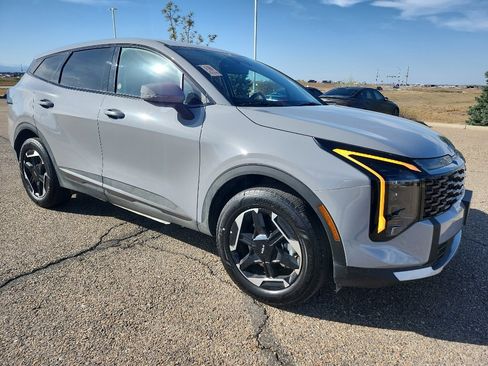 Used 2026 Kia Sportage S image 7