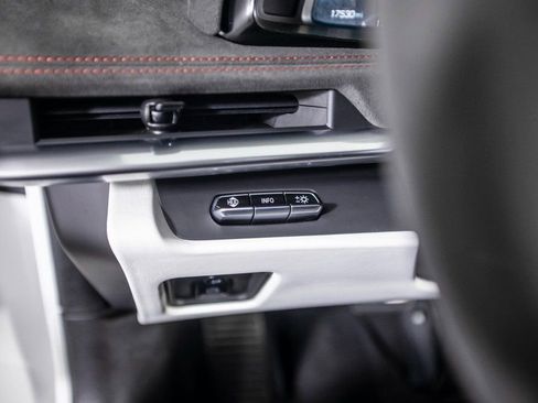 Used 2023 Chevrolet Corvette Stingray Premium Cpe w/ Z51 Performance Package image 30