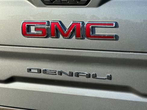 New 2026 GMC Sierra 1500 Denali w/ Denali Reserve Package AWD/4WD image 26