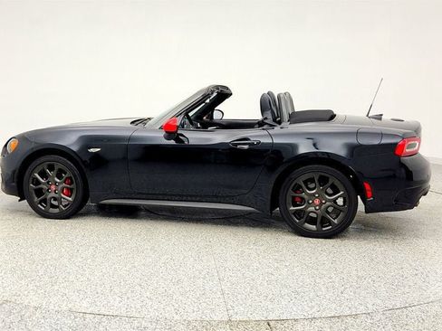 Used 2020 FIAT 124 Spider Abarth w/ Convenience Group image 8