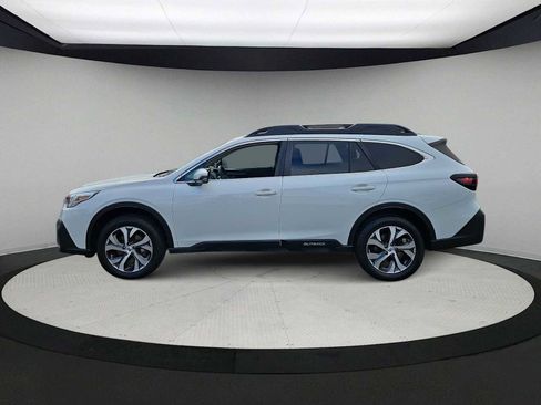 Certified 2022 Subaru Outback Limited image 5