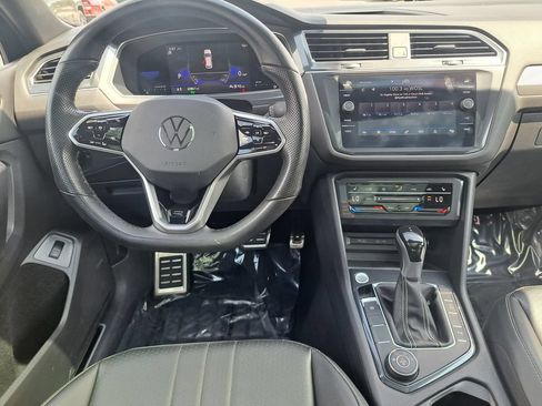 Used 2022 Volkswagen Tiguan SE R-Line AWD/4WD image 14