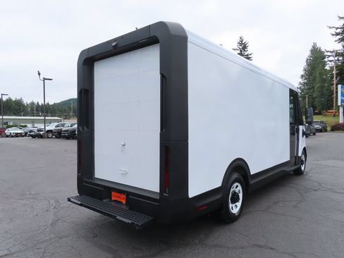 Used 2023 Chevrolet Brightdrop 600 w/ Active Safety Package 2 AWD/4WD image 9