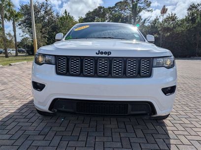 Used 2022 Jeep Grand Cherokee Laredo X