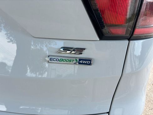 Used 2018 Ford Escape SE AWD/4WD image 19