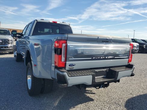 New 2026 Ford F450 Platinum w/ Platinum Plus Package image 8