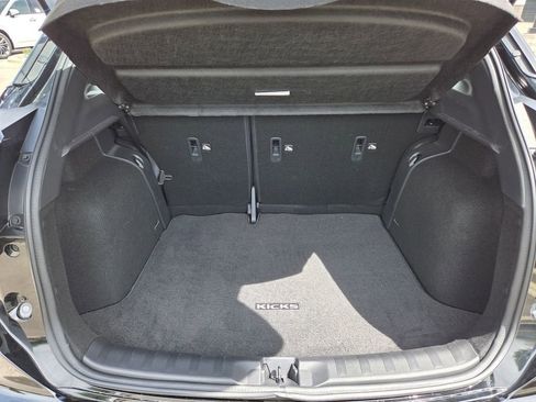 Used 2024 Nissan Kicks SR w/ SR Premium Package FWD image 26