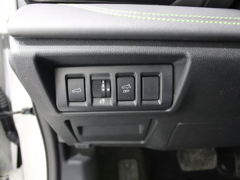 Used 2025 Subaru Outback Onyx Edition image 8