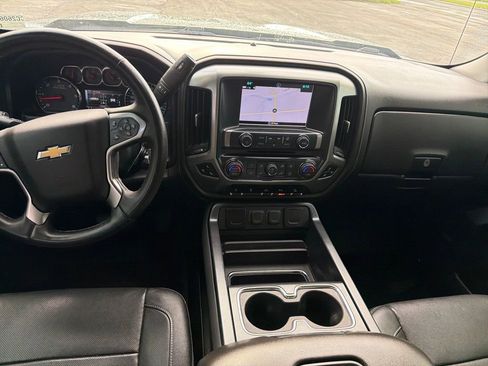 Used 2017 Chevrolet Silverado 1500 LTZ Z71 w/ LTZ Plus Package AWD/4WD image 23