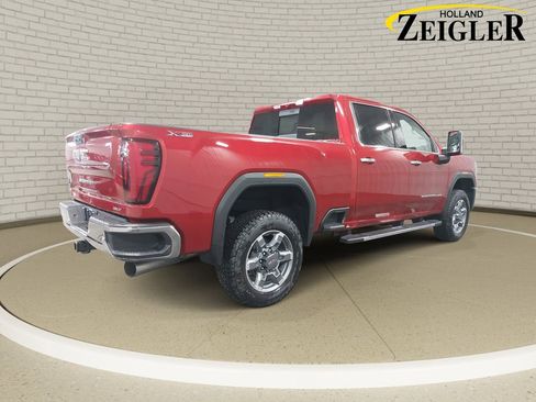 New 2026 GMC Sierra 3500 SLT w/ SLT Premium Package image 5