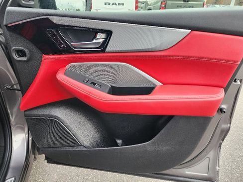 Used 2022 Acura MDX A-Spec image 27