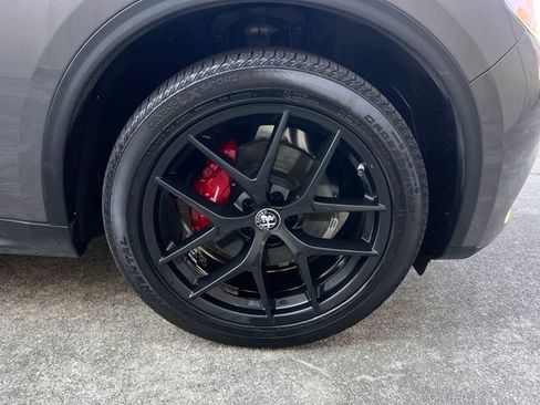 Used 2019 Alfa Romeo Stelvio Ti Sport w/ Quick Order Package 22S Sport image 38