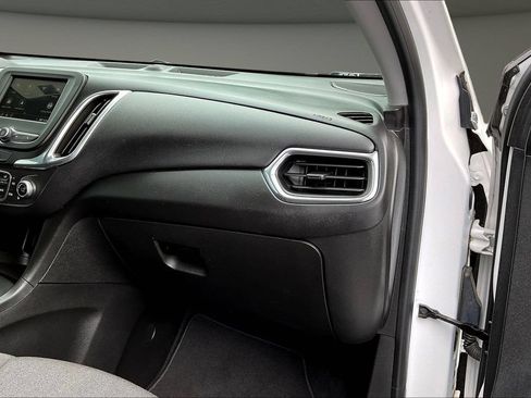 Used 2019 Chevrolet Equinox LT FWD image 29