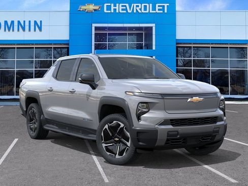 Used 2026 Chevrolet Silverado EV LT AWD/4WD image 8