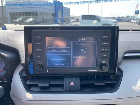 Used 2021 Toyota RAV4 XLE AWD/4WD image 20