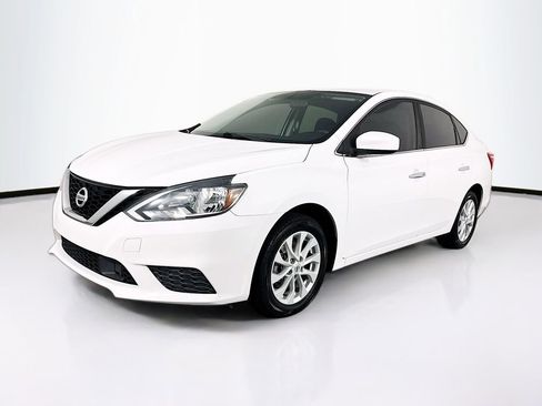 Used 2019 Nissan Sentra SV FWD image 3