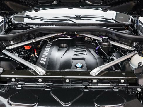 Used 2024 BMW X5 xDrive40i w/ Premium Package image 28