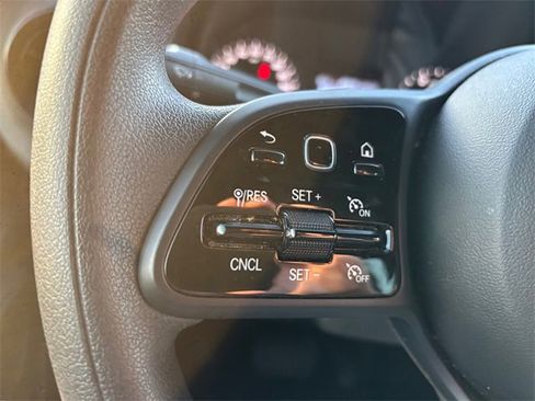 Used 2019 Mercedes-Benz Sprinter 2500 image 18