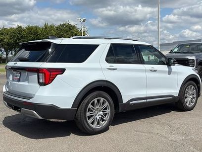 New 2026 Ford Explorer Platinum