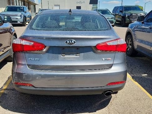 Used 2014 Kia Forte EX FWD image 2