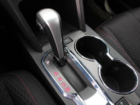 Used 2015 GMC Terrain SLE image 25