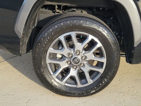 Used 2023 Toyota Tundra 1794 Edition AWD/4WD image 5