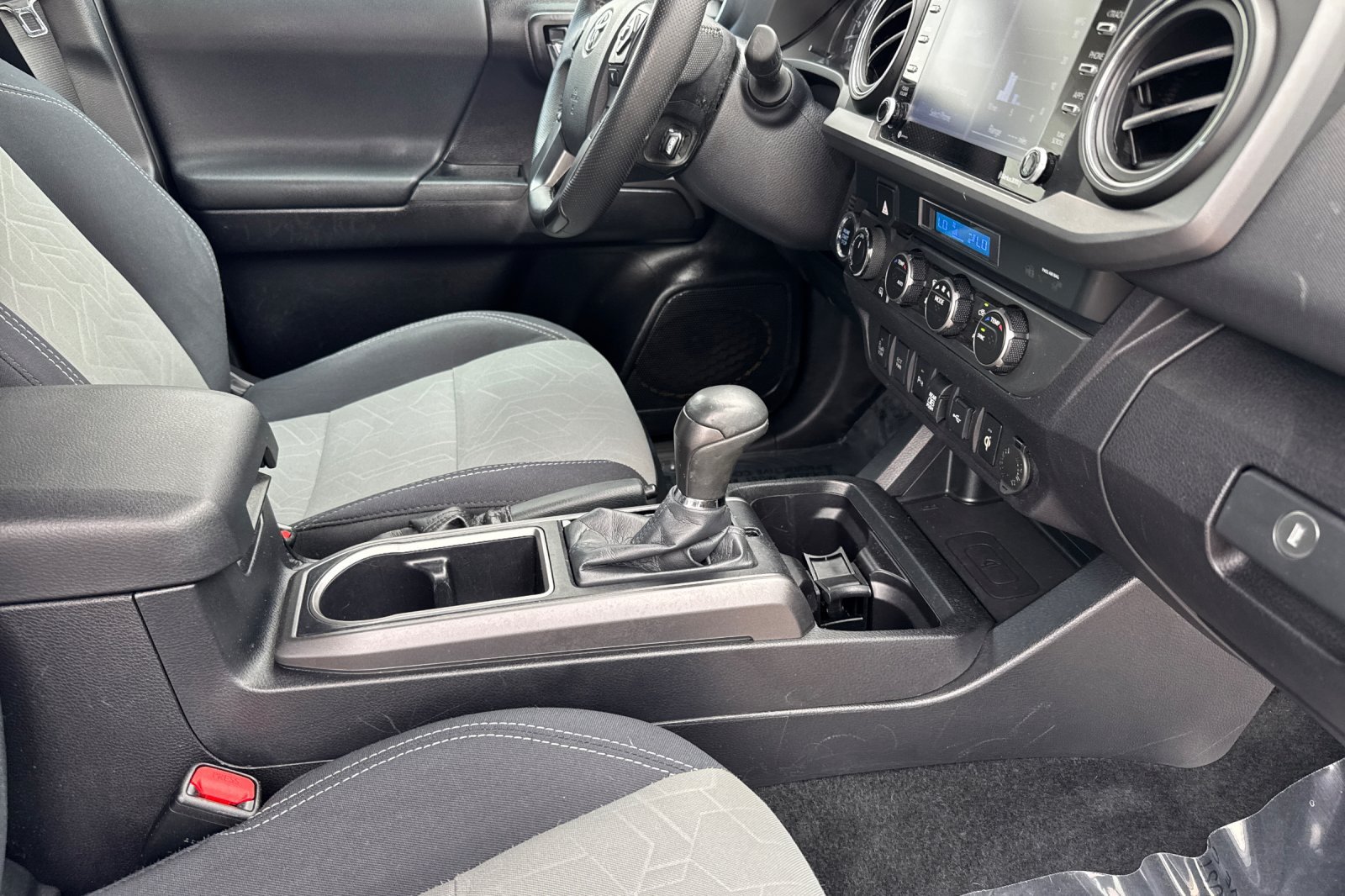 Certified 2021 Toyota Tacoma TRD Off-Road w/ Technology Package AWD/4WD image 19