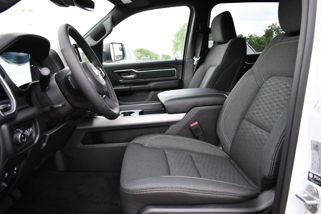 New 2026 RAM 1500 Big Horn AWD/4WD image 12